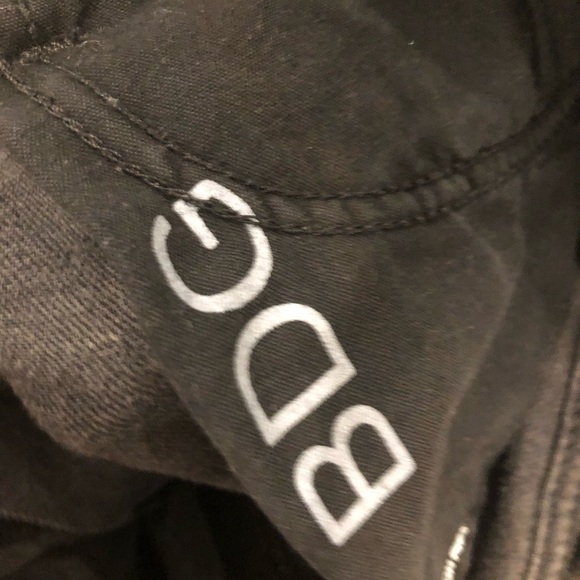 BDG Shorts - Picture 3 of 3